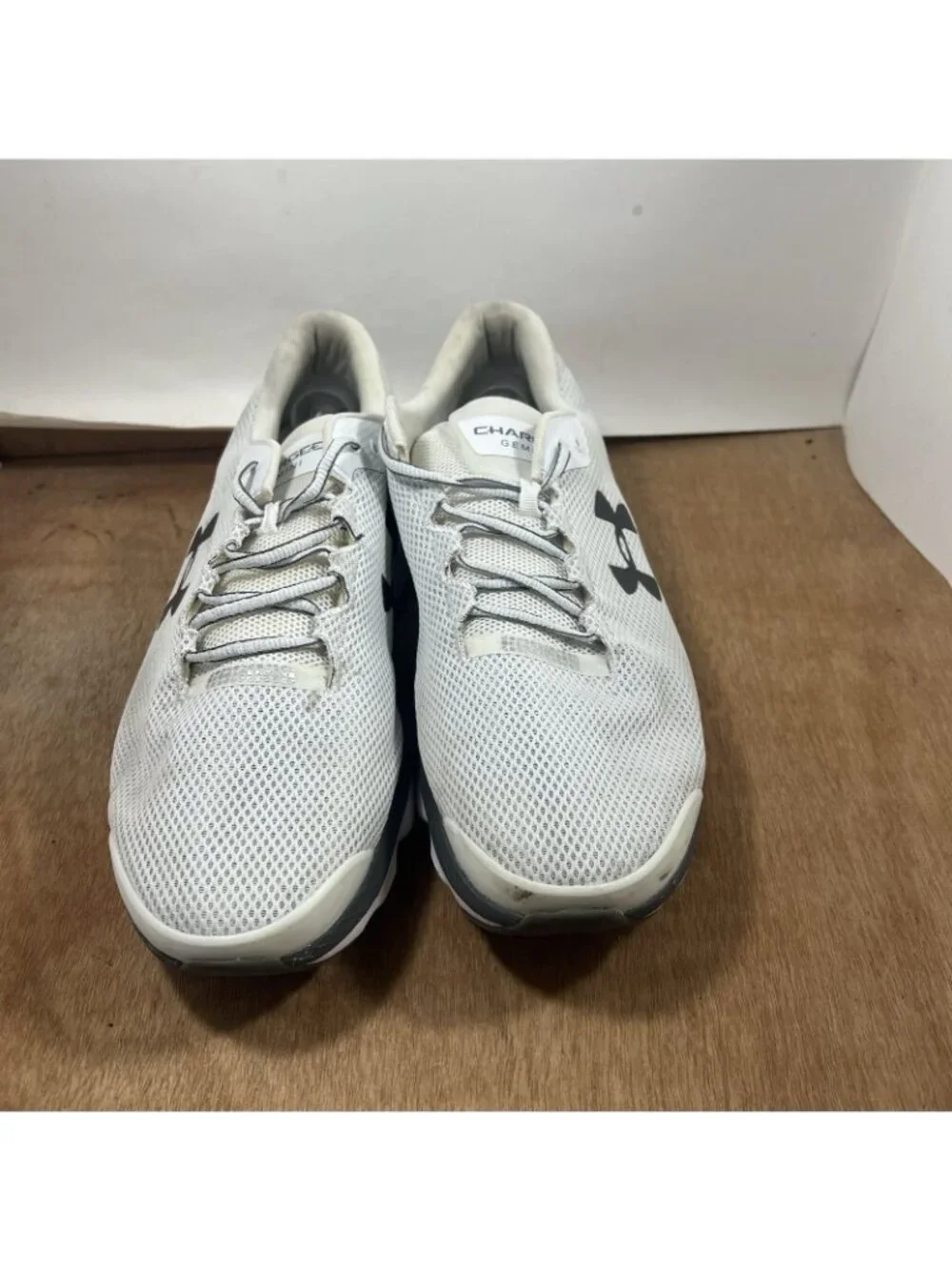 Under Armour Charged Gemini Mens Size 14 White Gray Running Shoes Sneakers
